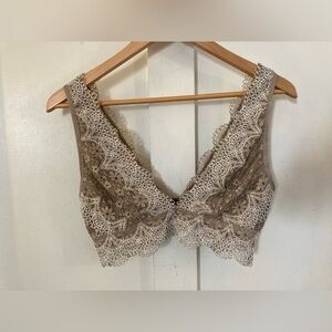 Victoria’s Secret lace Bralette Large